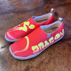 UIN Slip On Shoes Canvas Comfort Loafers Be the Dragon 2 Red Size 9 Womens